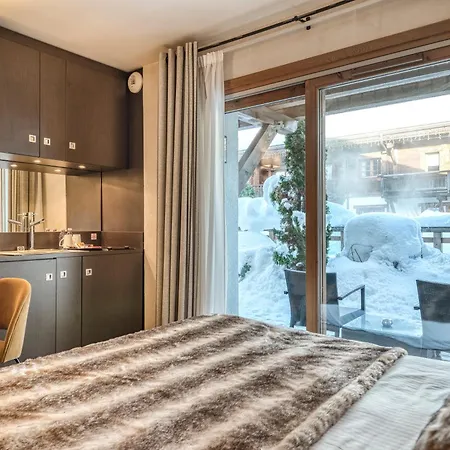 Les Loges Blanches Hotel 4*
