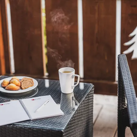 Les Loges Blanches Hotel